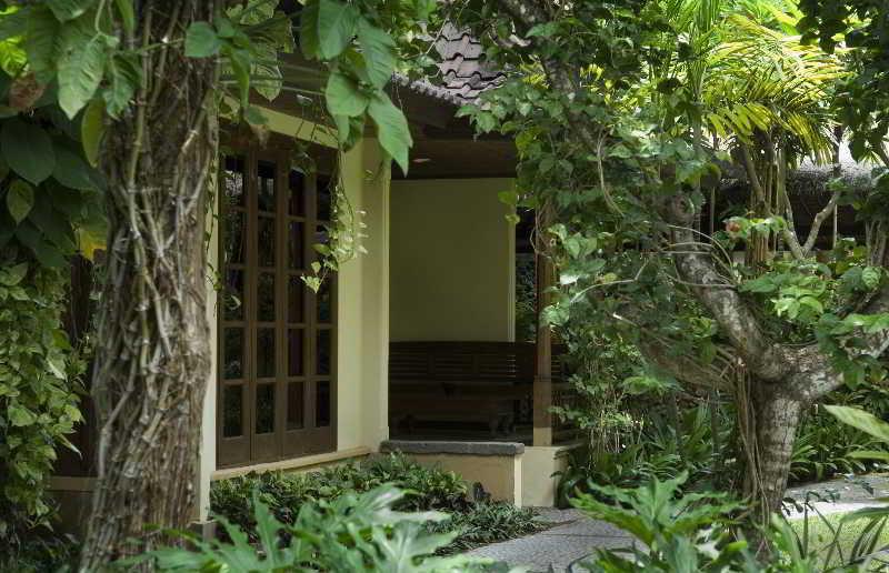 Hotel Puri Bambu Jimbaran Kültér fotó
